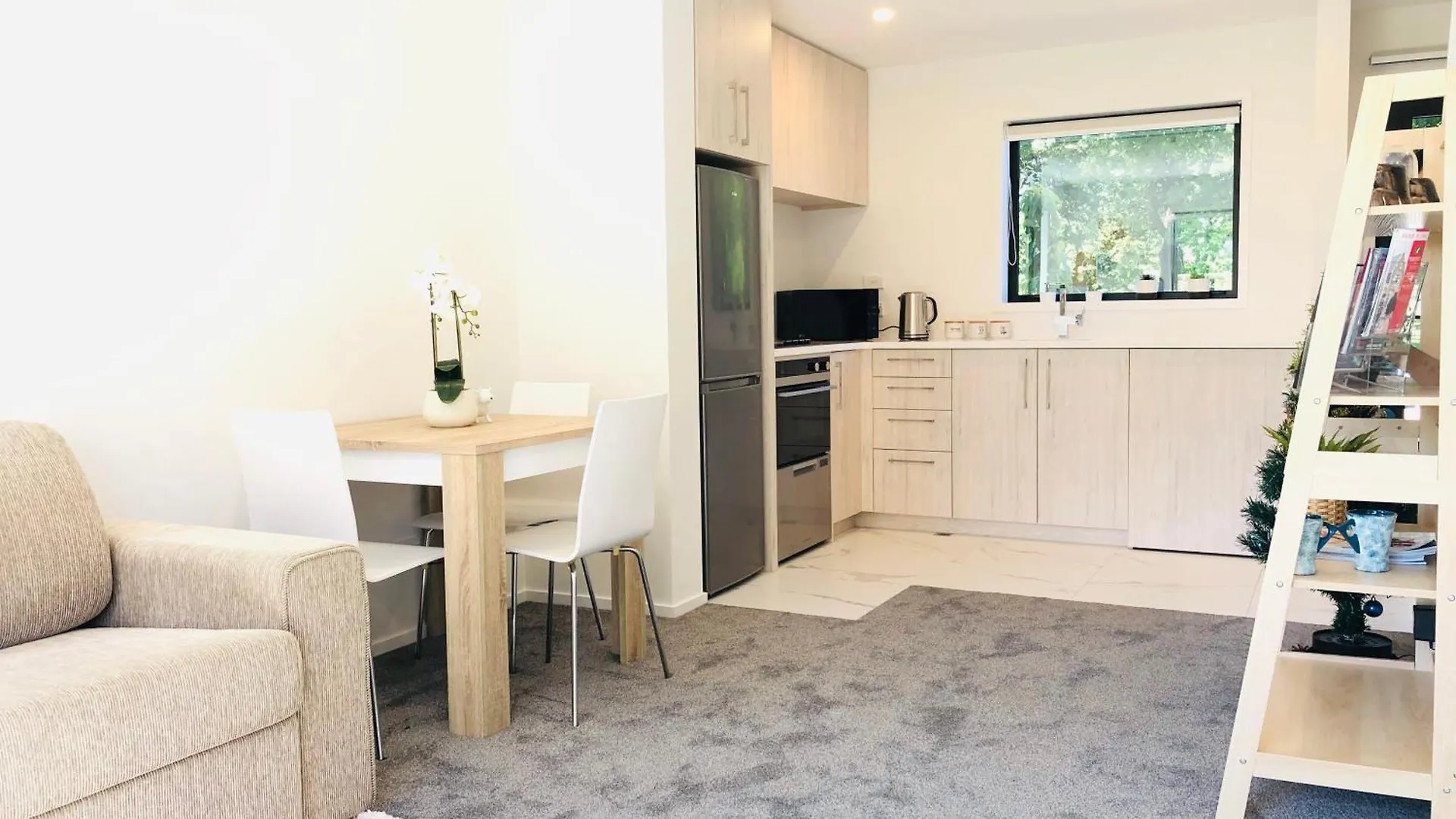 Central Location With Hagley Park View Christchurch 0*,  New Zealand
